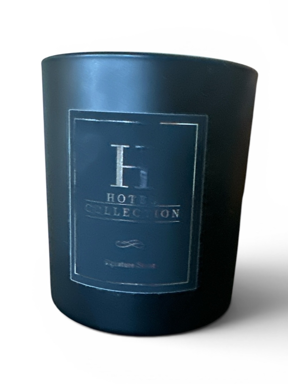 Hotel Collection scent Escape Black Matte Scented Candle